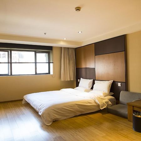 Ji Hotel Wuhan Guanggu Plaza Εξωτερικό φωτογραφία