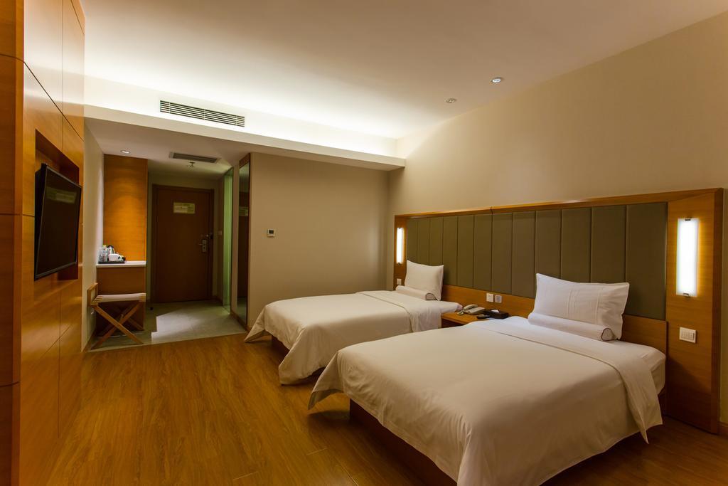 Ji Hotel Wuhan Guanggu Plaza Δωμάτιο φωτογραφία