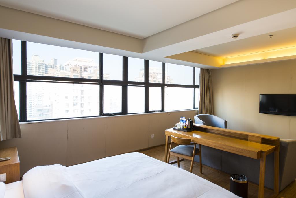 Ji Hotel Wuhan Guanggu Plaza Εξωτερικό φωτογραφία