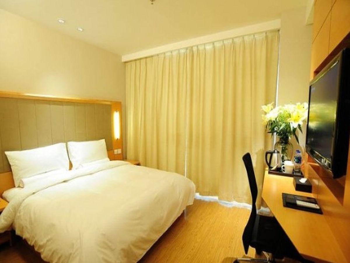 Ji Hotel Wuhan Guanggu Plaza Εξωτερικό φωτογραφία